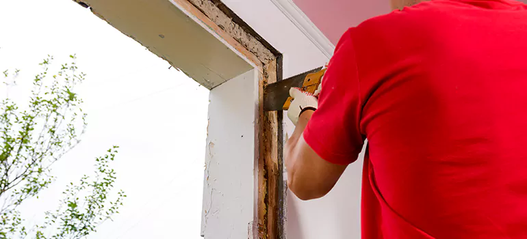 Residential Accordion Door Repair in North Lauderdale, FL