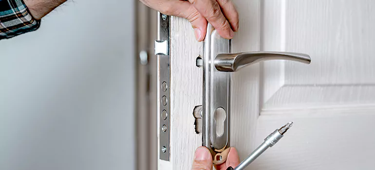 Front Door Knob Repair in North Lauderdale, FL